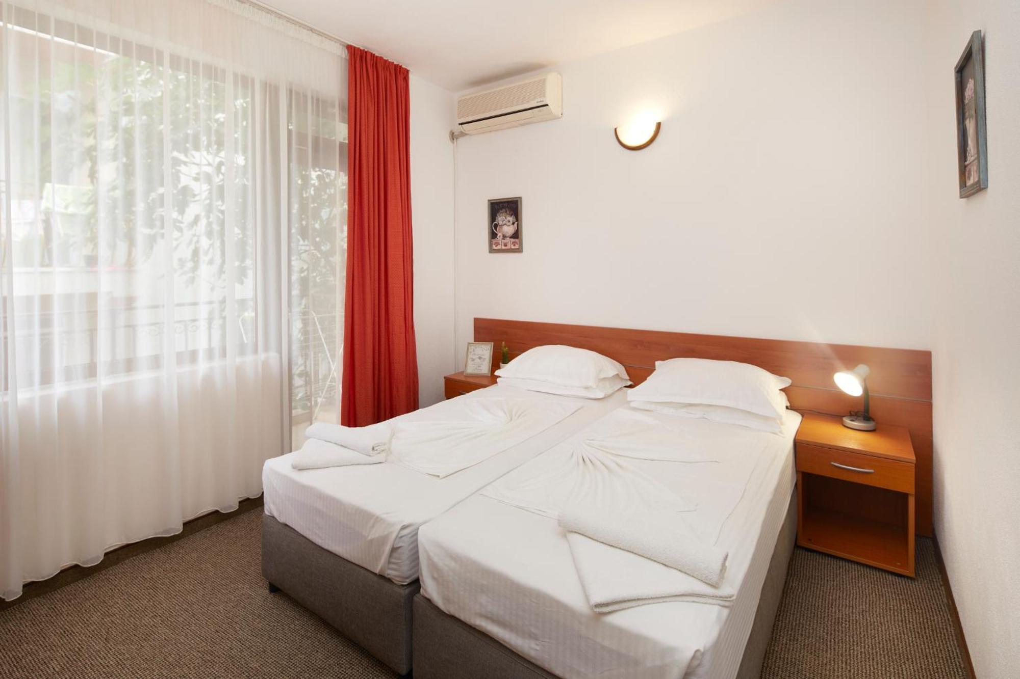 Nirvana Guest House Nessebar Exterior foto