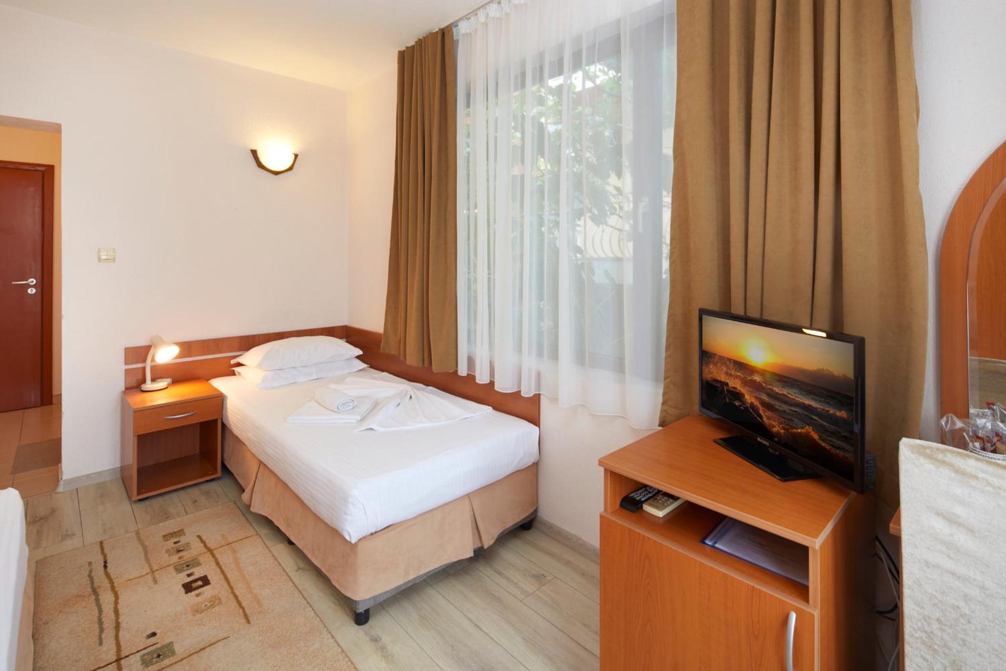 Nirvana Guest House Nessebar Exterior foto