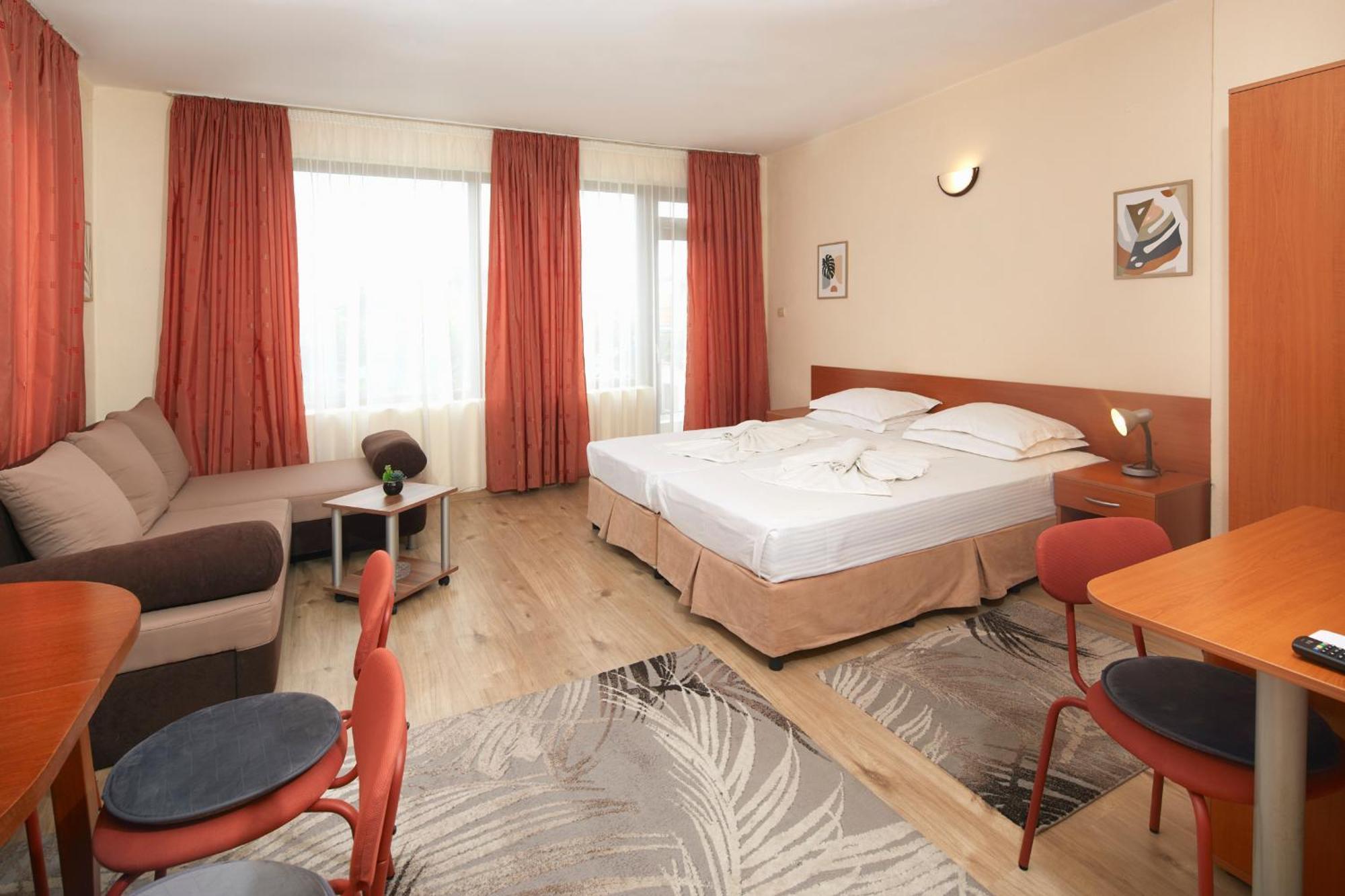 Nirvana Guest House Nessebar Exterior foto