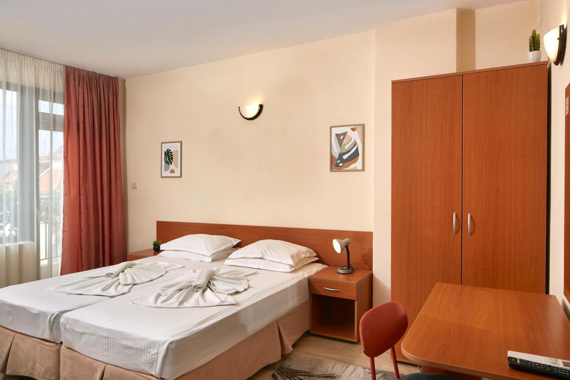 Nirvana Guest House Nessebar Exterior foto